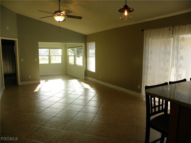 Building Photo - 14807 Crooked Pond Ct