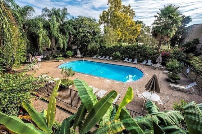 Building Photo - 4643 Wild Indigo St