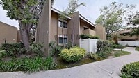 Building Photo - 1st Floor 1 Bedroom Unit in South Coast Me...