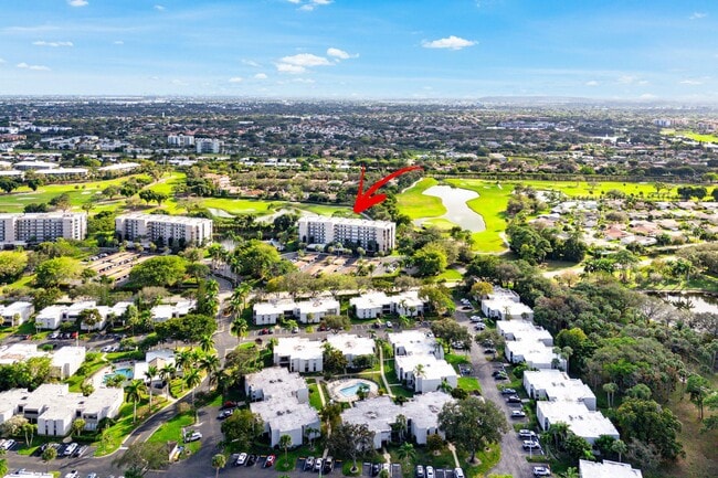 Building Photo - 6662 Boca Del Mar Dr