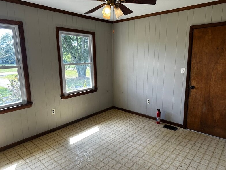 Building Photo - 12501 Bridle Ln