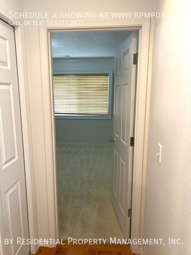 Building Photo - 6463 NW Wenmarie Dr