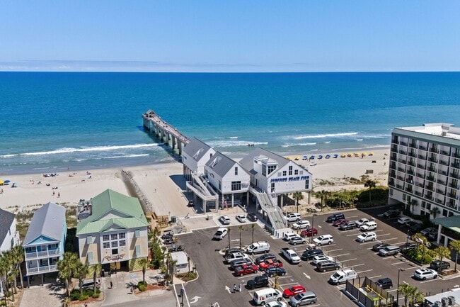 Building Photo - Fully Furnished - Seasonal or Long Term Op...