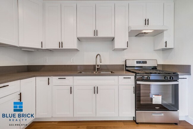 Building Photo - 5415 Corteen Pl