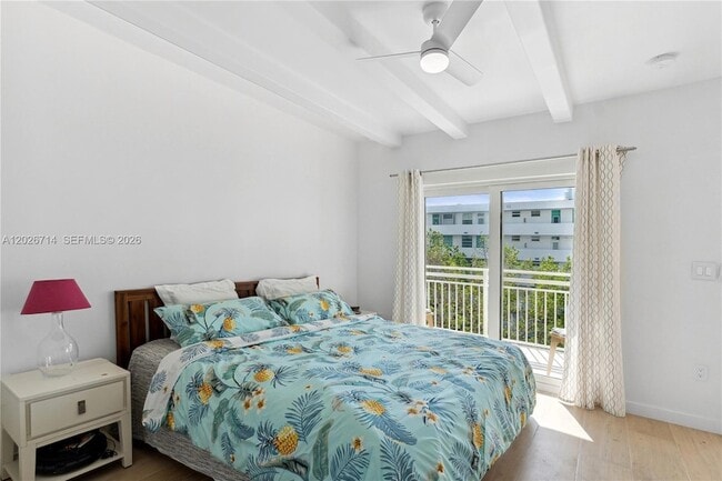 Building Photo - 325 Ocean Dr