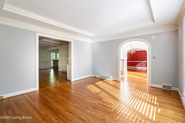 Building Photo - 303 Coralberry Rd