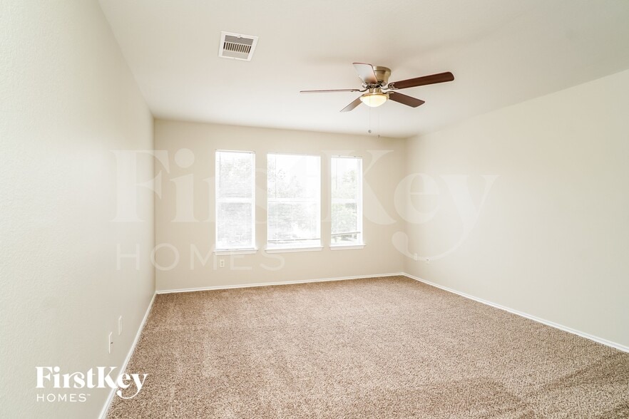 Building Photo - 6026 Ironmill Creek