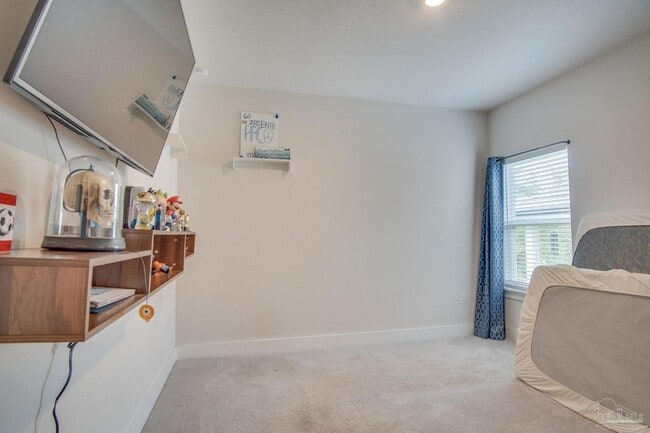 Building Photo - 229 Camellia Dr