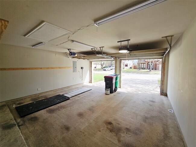 Building Photo - 14715 E Ginger Spice Ct