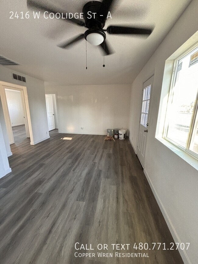 Building Photo - 2416 W Coolidge St