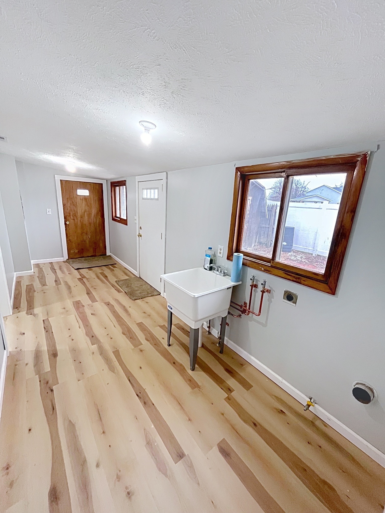 Building Photo - 38599 Plains Ct