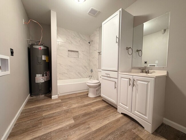 Building Photo - 67 Aloha Cir