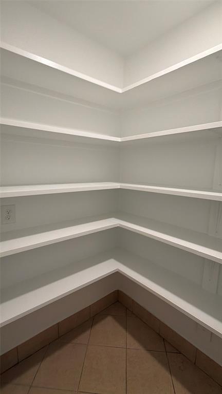 Building Photo - 301 S Mustang Ave