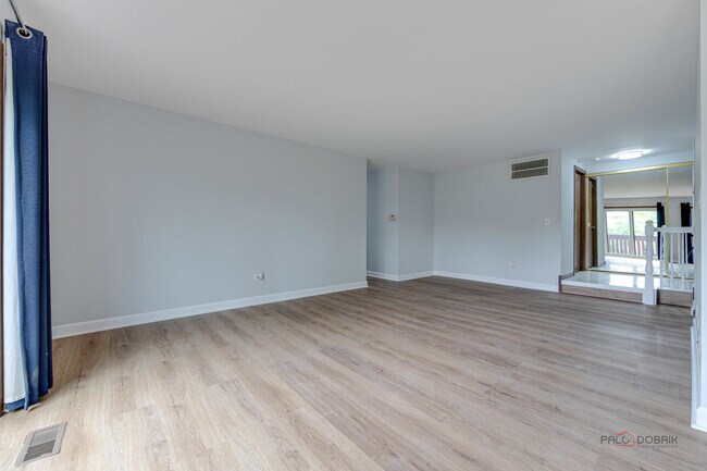 Building Photo - 676 Cumberland Trail