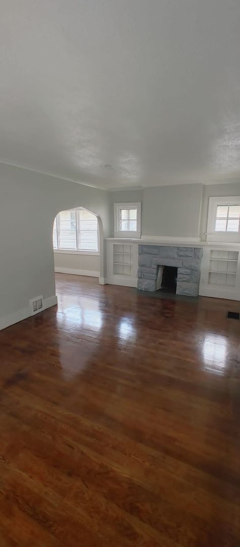Primary Photo - Beautiful home for rent. !!