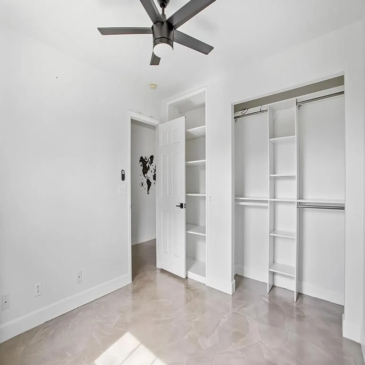 Building Photo - 5560 Kalispell St