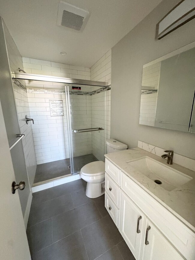 Building Photo - Executive Fully Upgraded Condo in Downtown Livermore