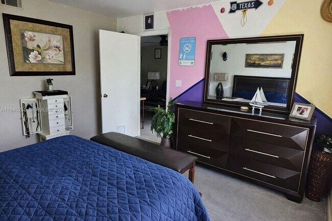 Building Photo - 1448 Churchill Cir