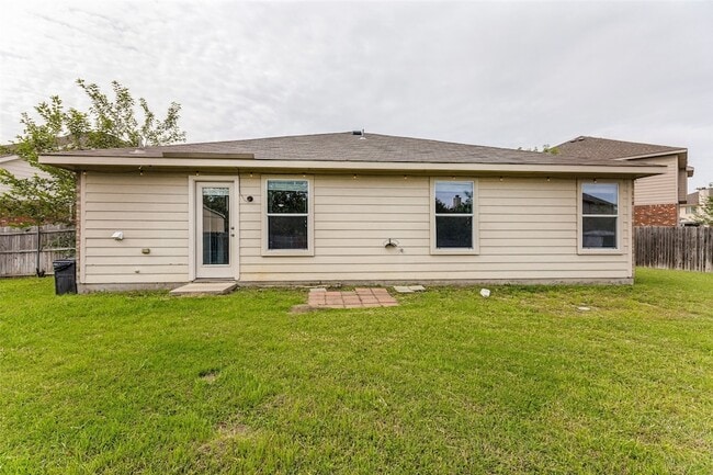 Building Photo - 556 Winbridge Ln