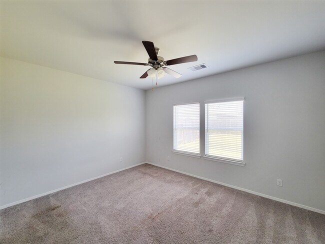 Building Photo - 23330 Kinsfolk Dr