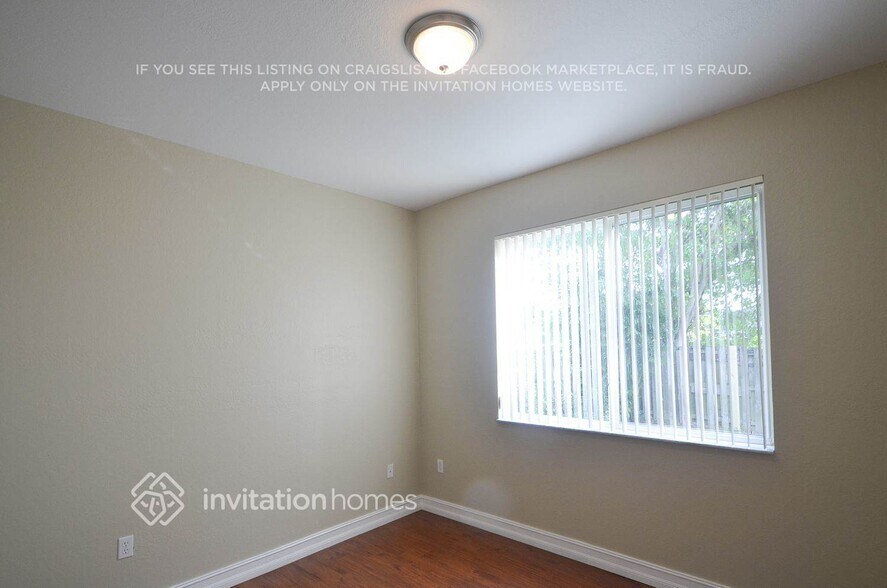 Building Photo - 1821 SW 152nd Ct