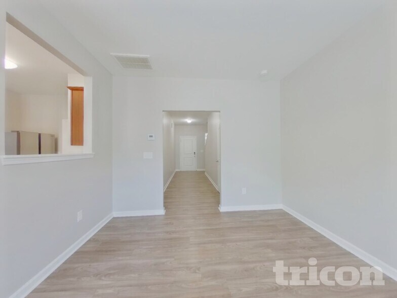 Building Photo - 2054 Aragon Lane