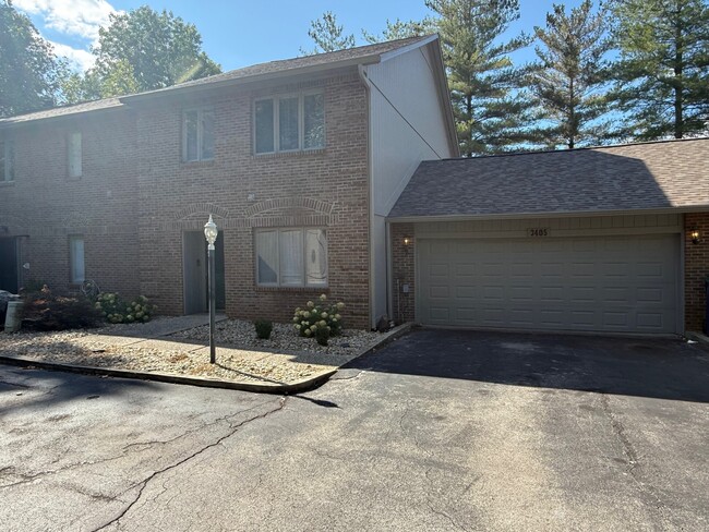 Primary Photo - 3405 Fairway Dr