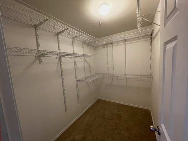 Walk-in master closet - 13400 Dumas Rd