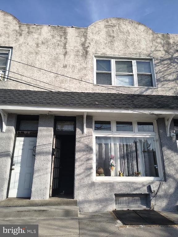 Building Photo - 301 W Evesham Rd