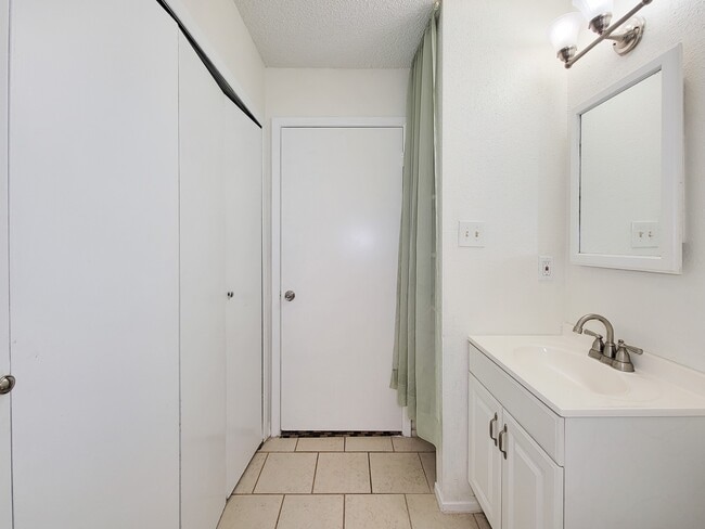 Building Photo - 17808 Northway Ct