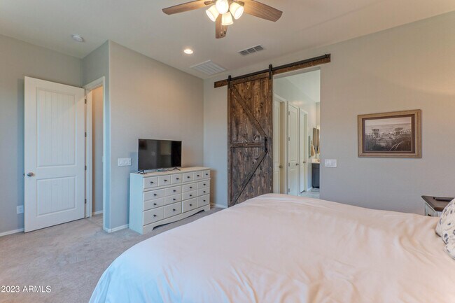 Building Photo - 4866 N 185th Dr