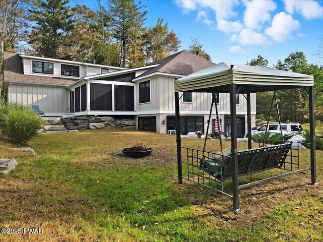 Building Photo - 159 Knapp Rd