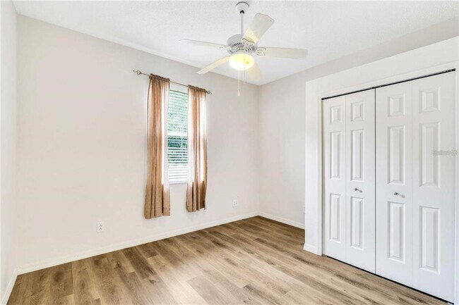 Building Photo - 11337 Village Brook Dr