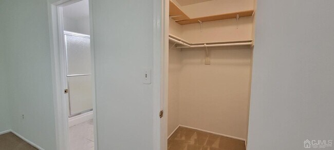 Building Photo - 1408 Locust Ct