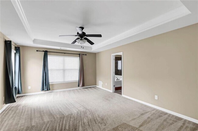Building Photo - 5957 Stow Dr
