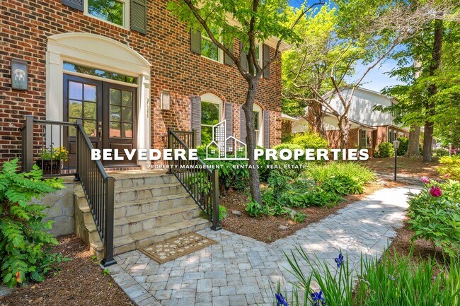 Building Photo - 4 bed in Hamilton Lakes