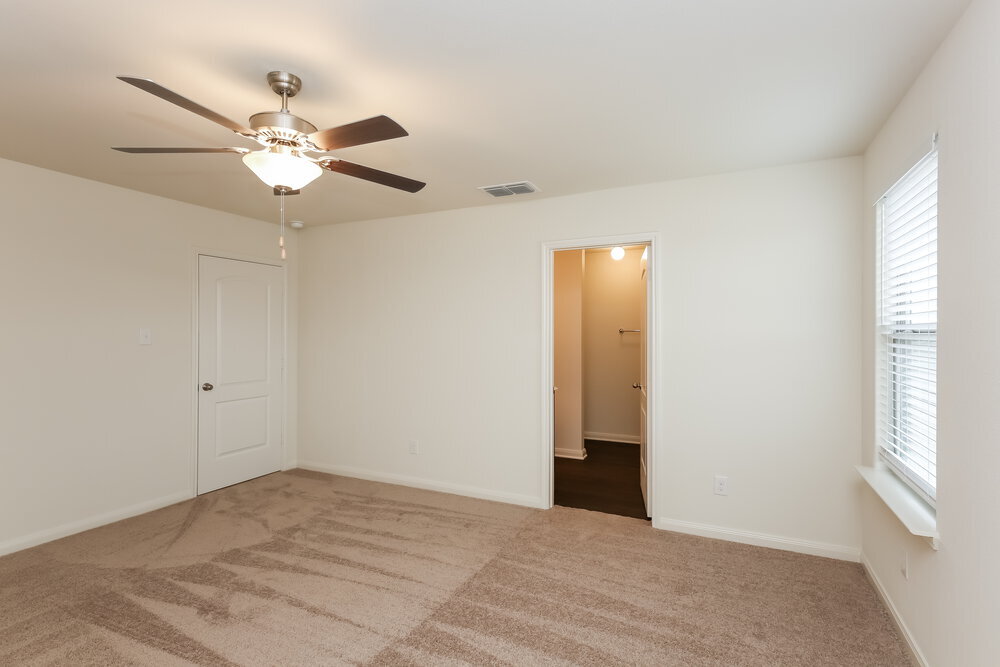 Building Photo - 14343 Shady Br Trl