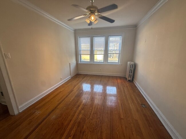 Building Photo - 4919 W Berteau Ave