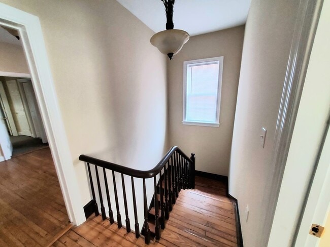 Building Photo - MCV, VCU, Church Hill, 2 Story, 3 Bedroom, 2 1/2 Bath House