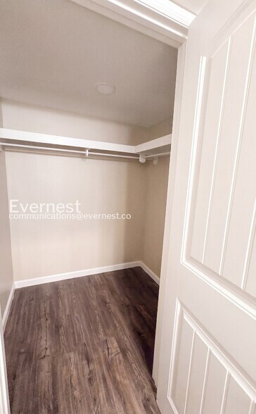 Building Photo - 1738 31st St SW