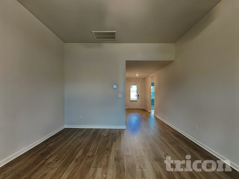 Building Photo - 130 Harvest Cir