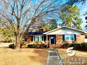 Building Photo - Spectacular 3Br 2Bath! A Must See!!!