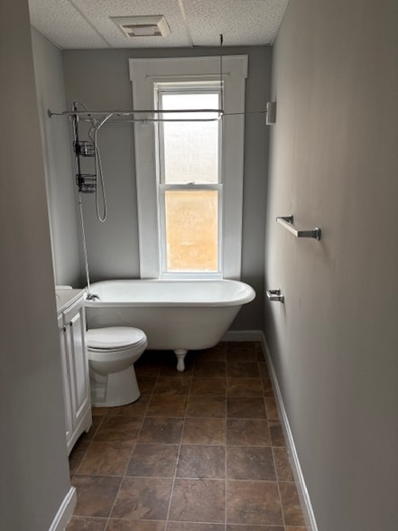 Building Photo - 219 Spruce St