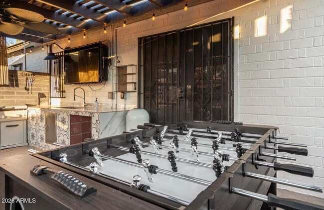 Building Photo - 1720 N Whittier Dr