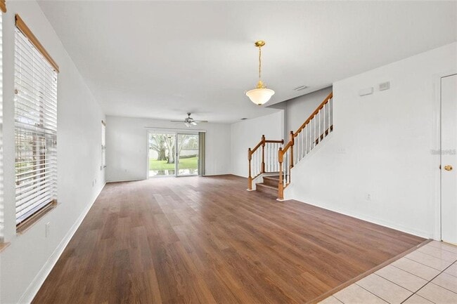 Building Photo - 2565 Harn Blvd