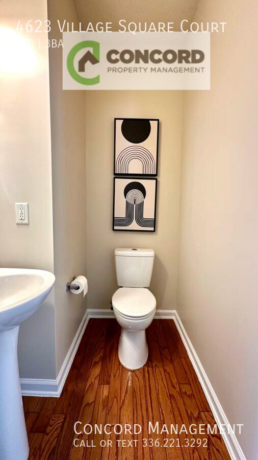 Building Photo - 4623 Village Square Ct