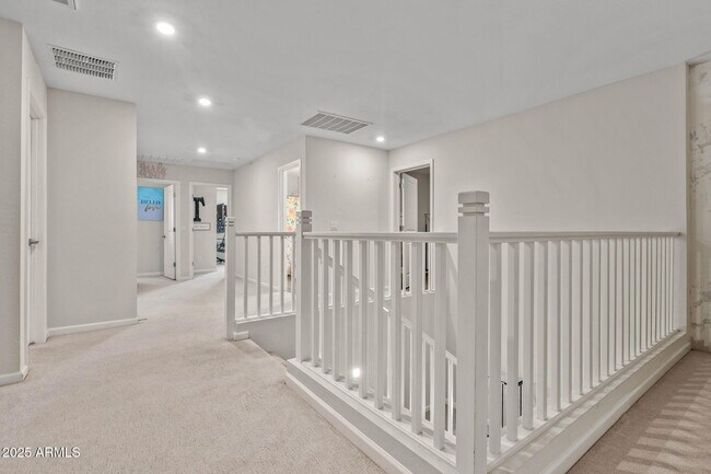Building Photo - 17809 W Country Club Terrace