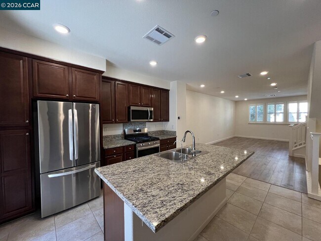 Building Photo - 2762 Ferrara Cir