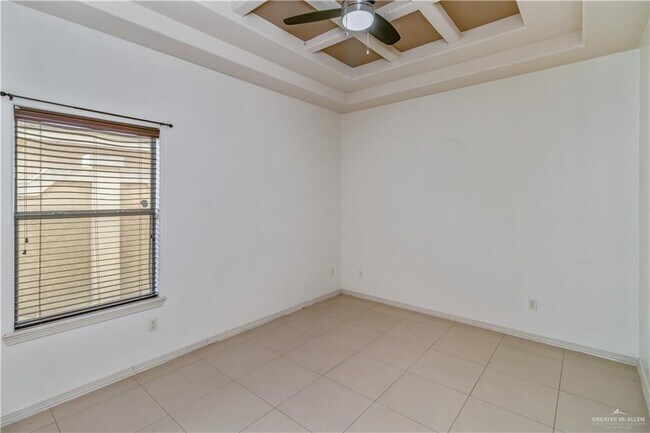 Building Photo - 4012 Tyler Ave W