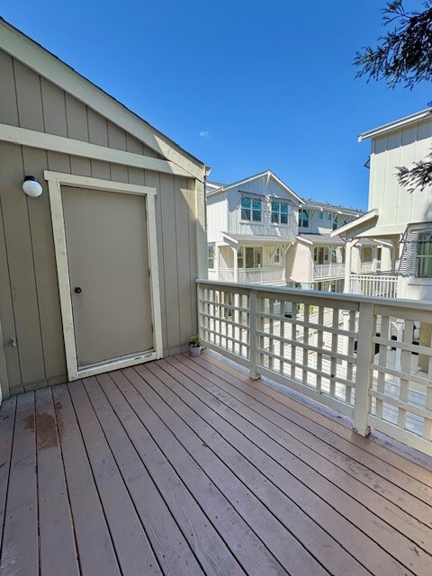 Building Photo - 2723 Oak Rd